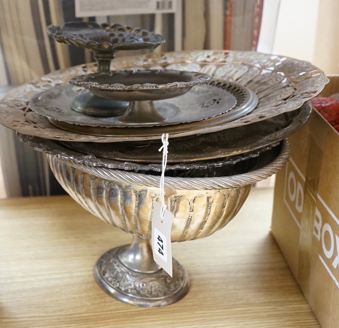 A quantity of mixed plated wares